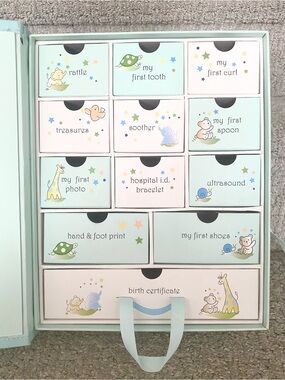 Baby Keepsake Organizer Box